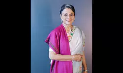 Veteran actor Tanuja discharged from the hospital Veteran actor Tanuja discharged from the hospital