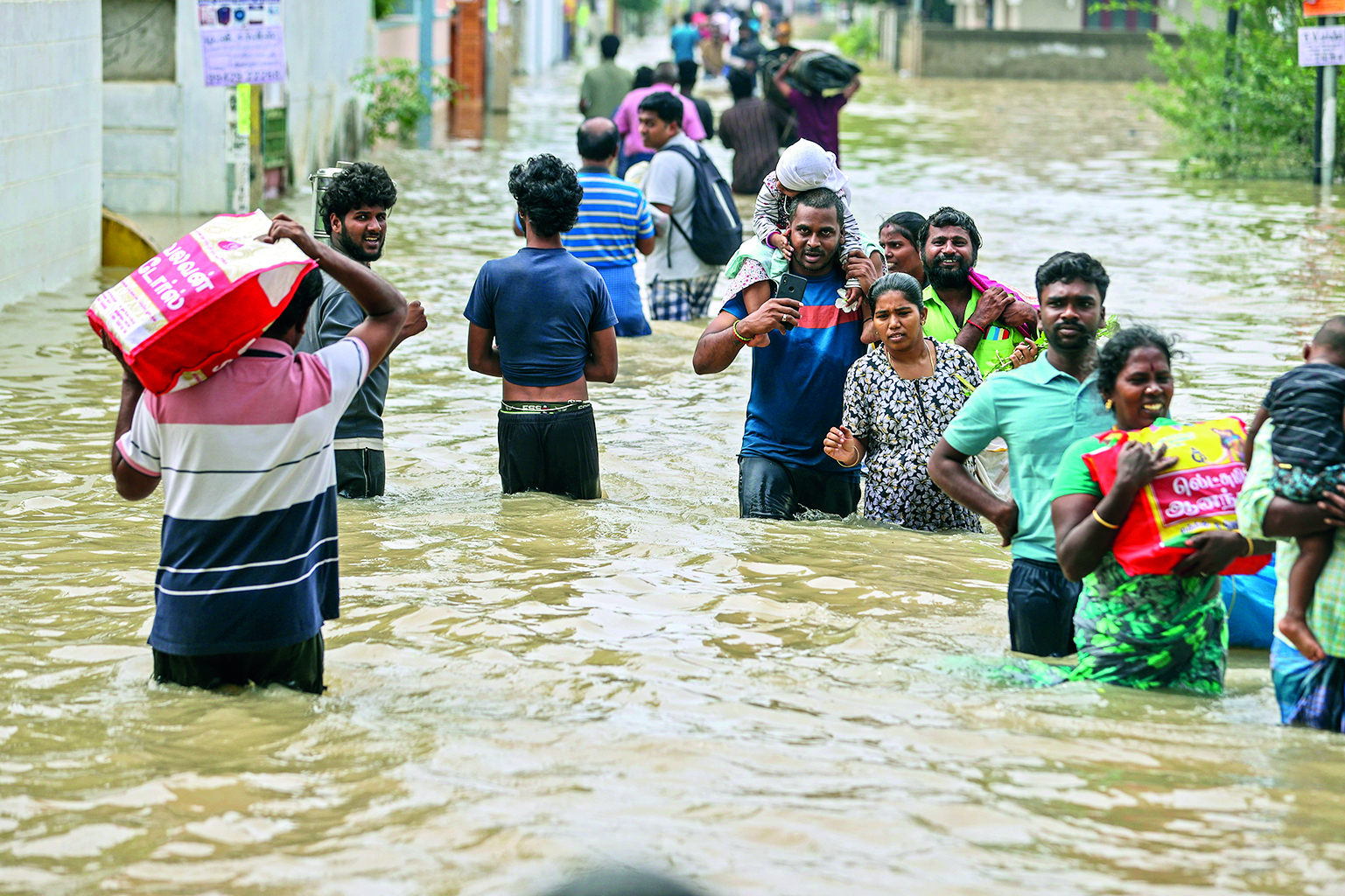 Army & disaster response teams work on relief and rescue in TN