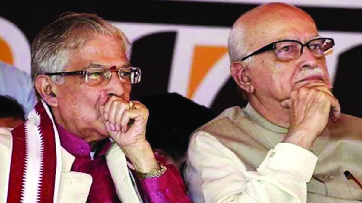 VHP invites LK Advani, MM Joshi to Ram Temple event VHP invites LK Advani, MM Joshi to Ram Temple event