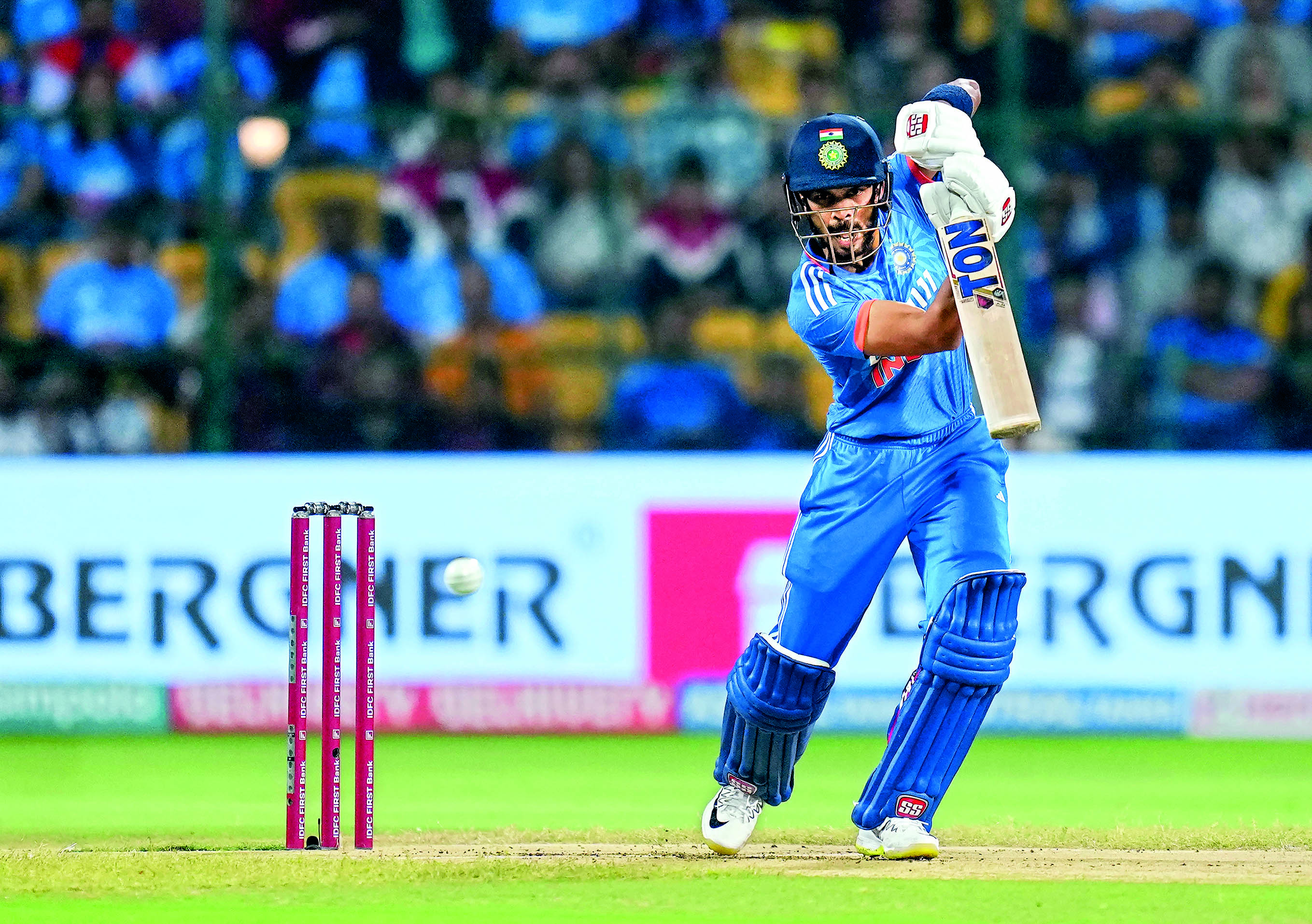 India eye runs from top-order in series-deciding third ODI