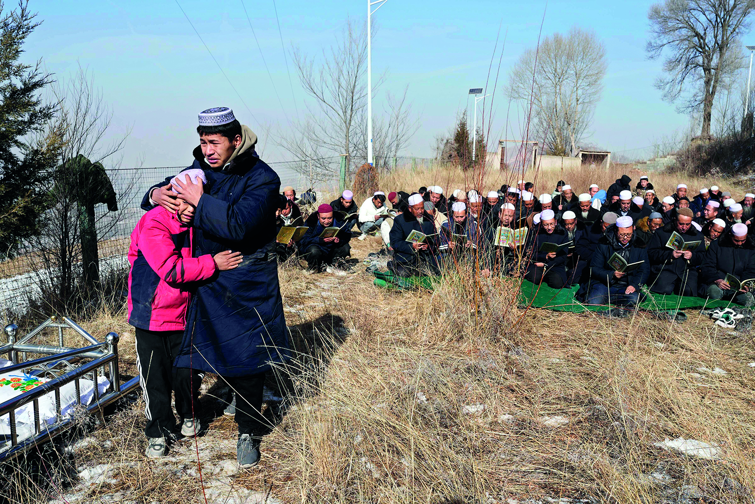 China’s earthquake survivors endure frigid temperatures China’s earthquake survivors endure frigid temperatures