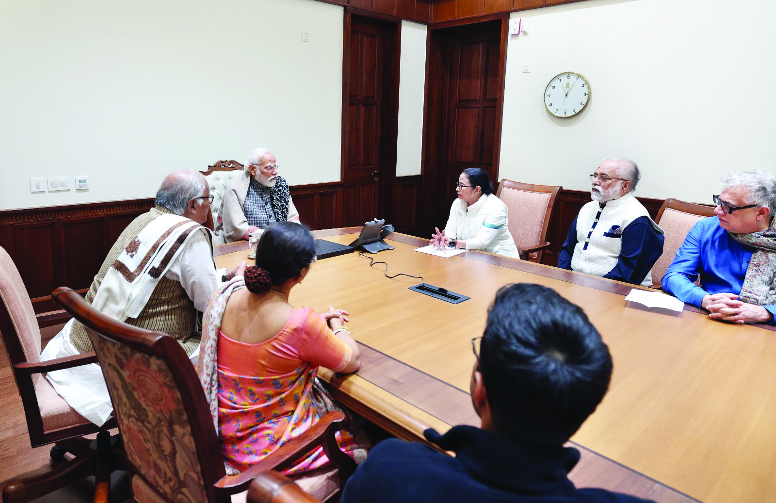 Mamata meets PM Modi, presses for prompt release of Bengal’s dues Mamata meets PM Modi, presses for prompt release of Bengal’s dues