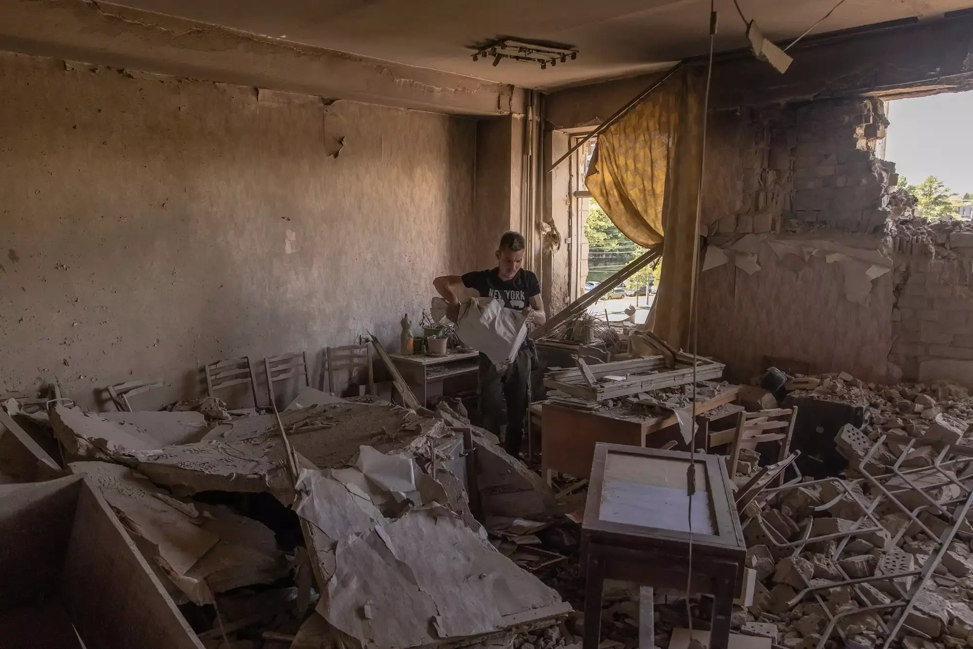 Ukraine ends year disappointed by stalemate with Russia, and anxious about aid from allies Ukraine ends year disappointed by stalemate with Russia, and anxious about aid from allies