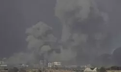 Israel strikes 2 homes, killing more than 90 Palestinians. Biden says he didnt request a cease-fire Israel strikes 2 homes, killing more than 90 Palestinians. Biden says he didnt request a cease-fire