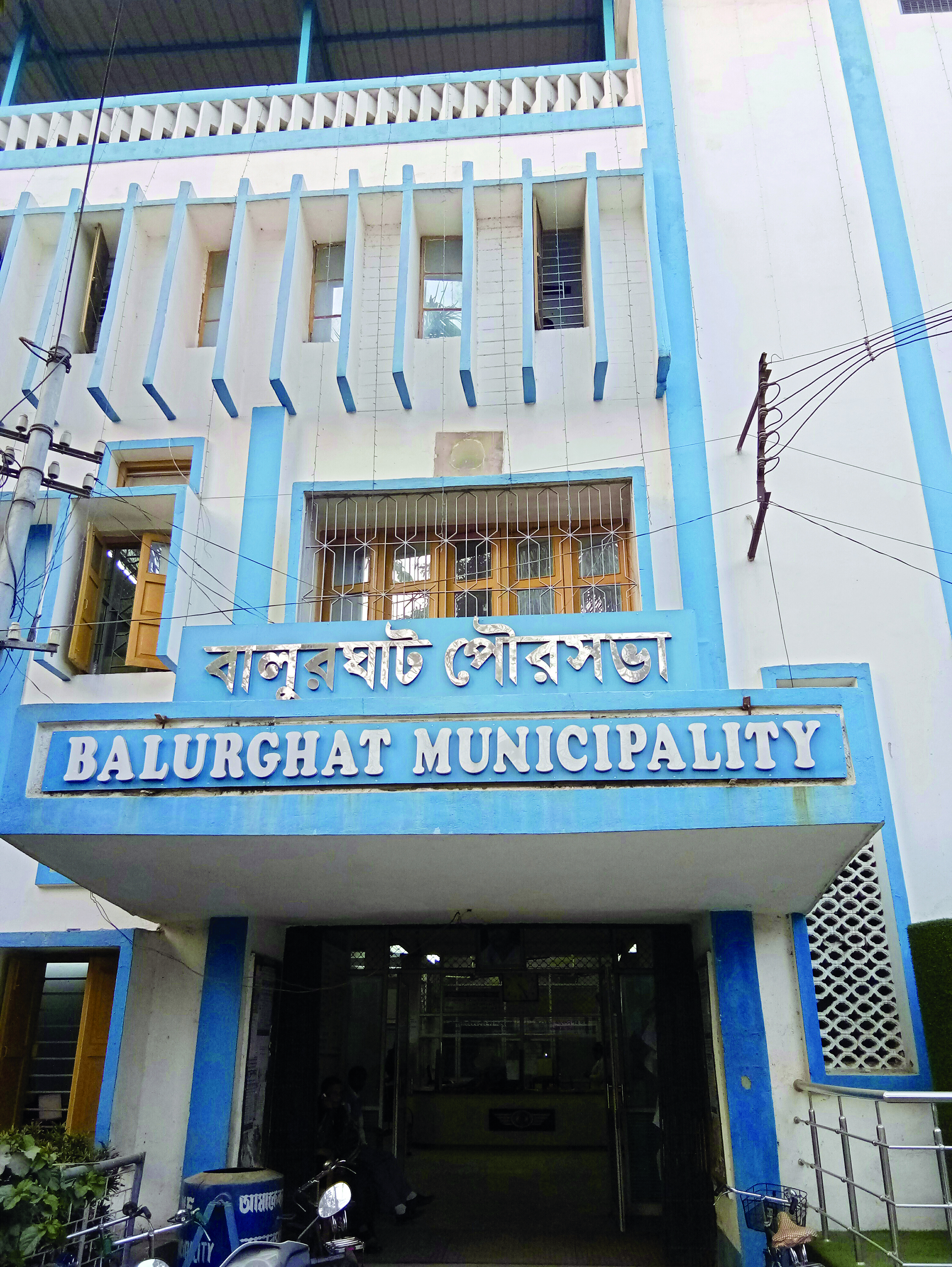 ‘CCU ambulance service to begin in Balurghat in 2024’