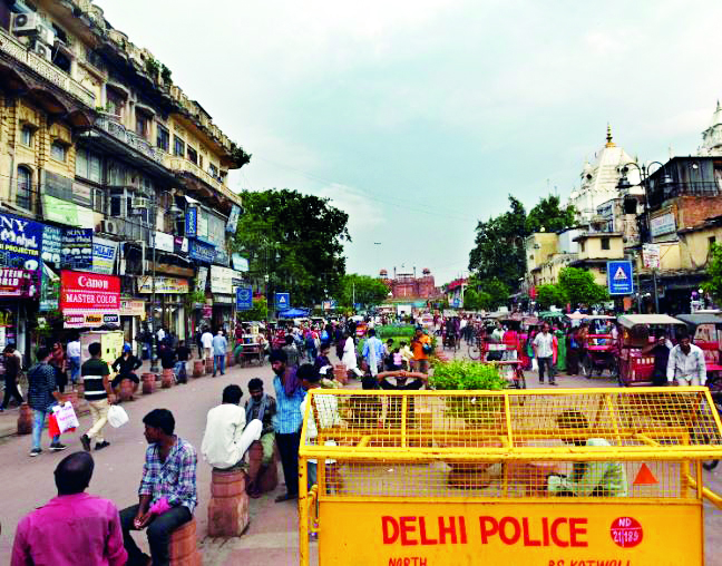 Ensure vigil, action against encroachment, says Delhi HC