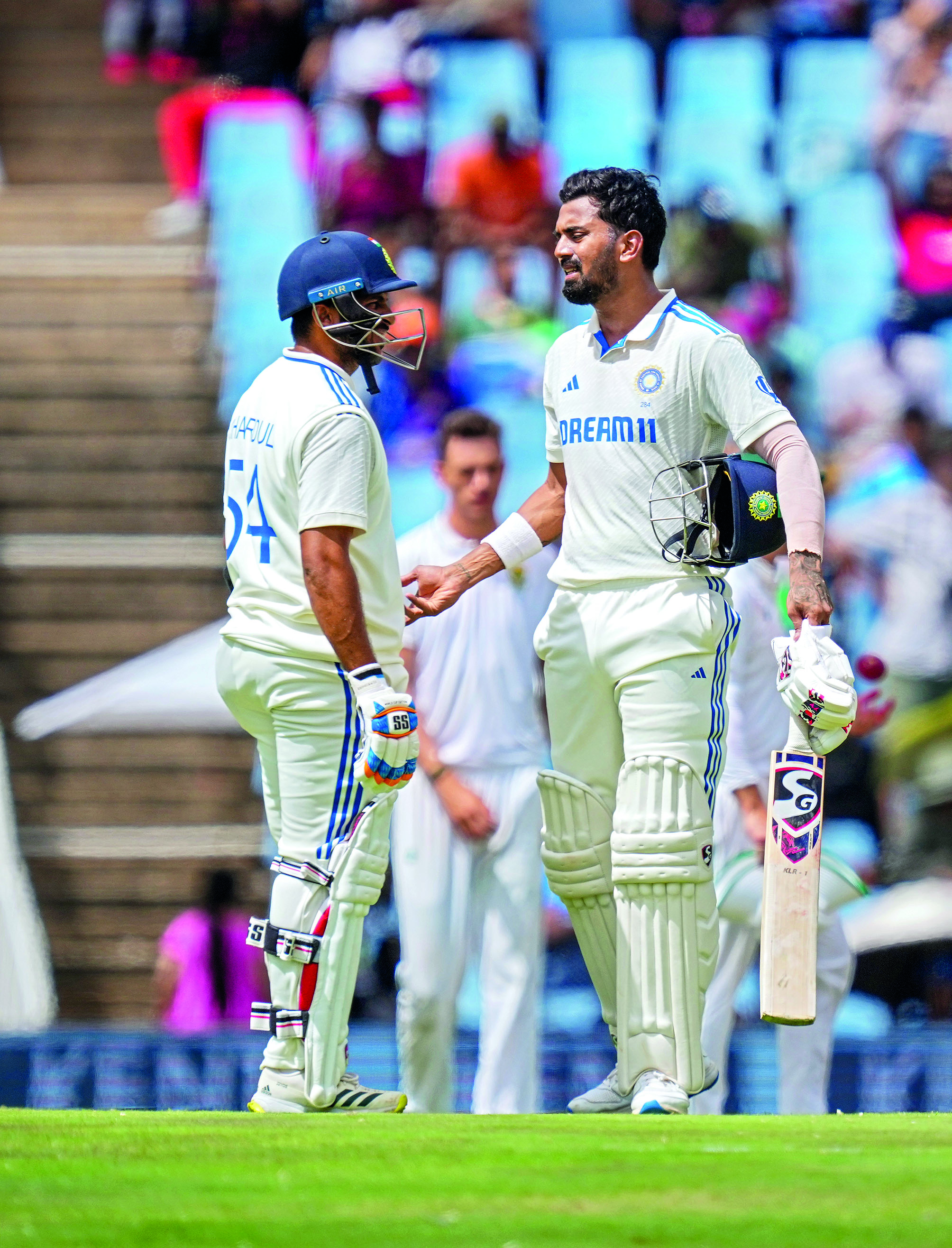 Five-star Rabada rattles India as Rahul displays grit on rain-hit day Five-star Rabada rattles India as Rahul displays grit on rain-hit day