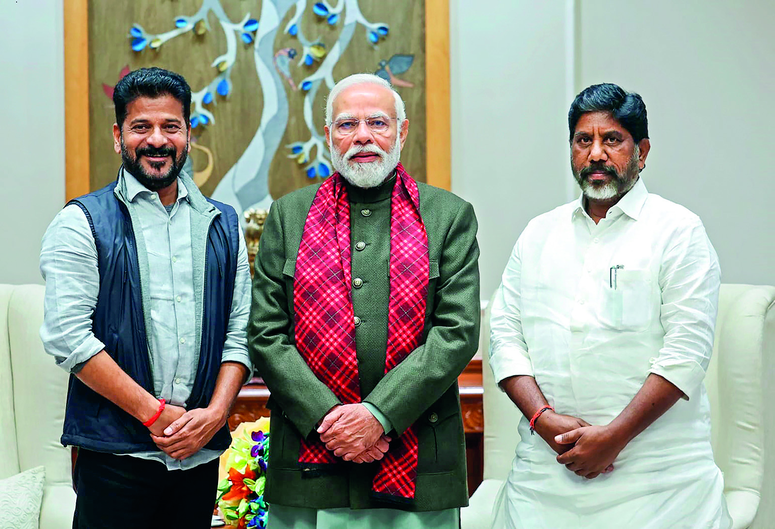 Telangana CM, deputy meet PM Modi; discuss pending bifurcation issues Telangana CM, deputy meet PM Modi; discuss pending bifurcation issues