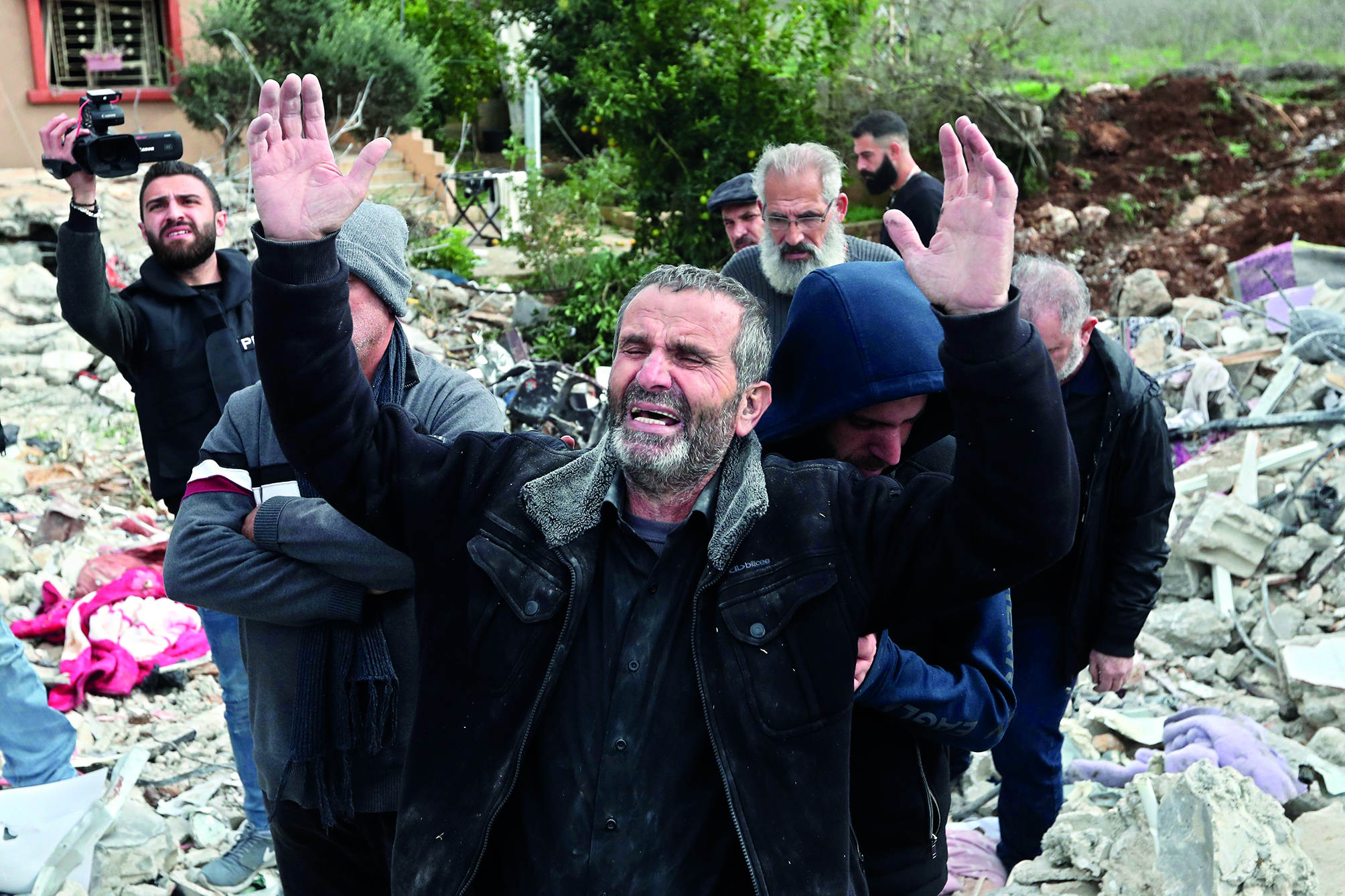 Israel launches heavy airstrikes across central and southern Gaza