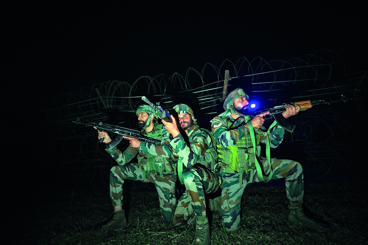 J&K: Security forces initiate fresh searches along IB, LoC J&K: Security forces initiate fresh searches along IB, LoC