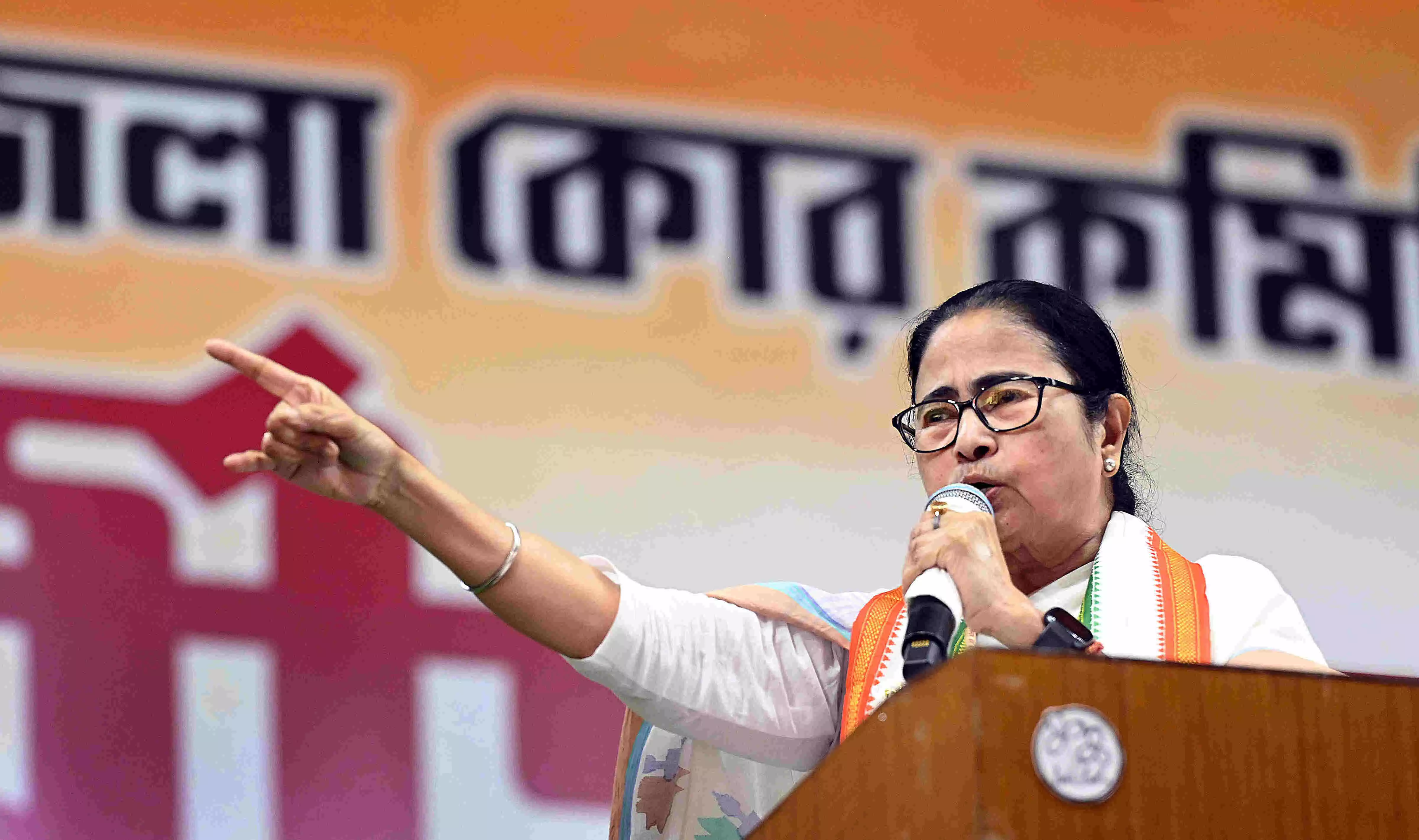 BJP exploiting citizenship issue for political gains: Mamata BJP exploiting citizenship issue for political gains: Mamata