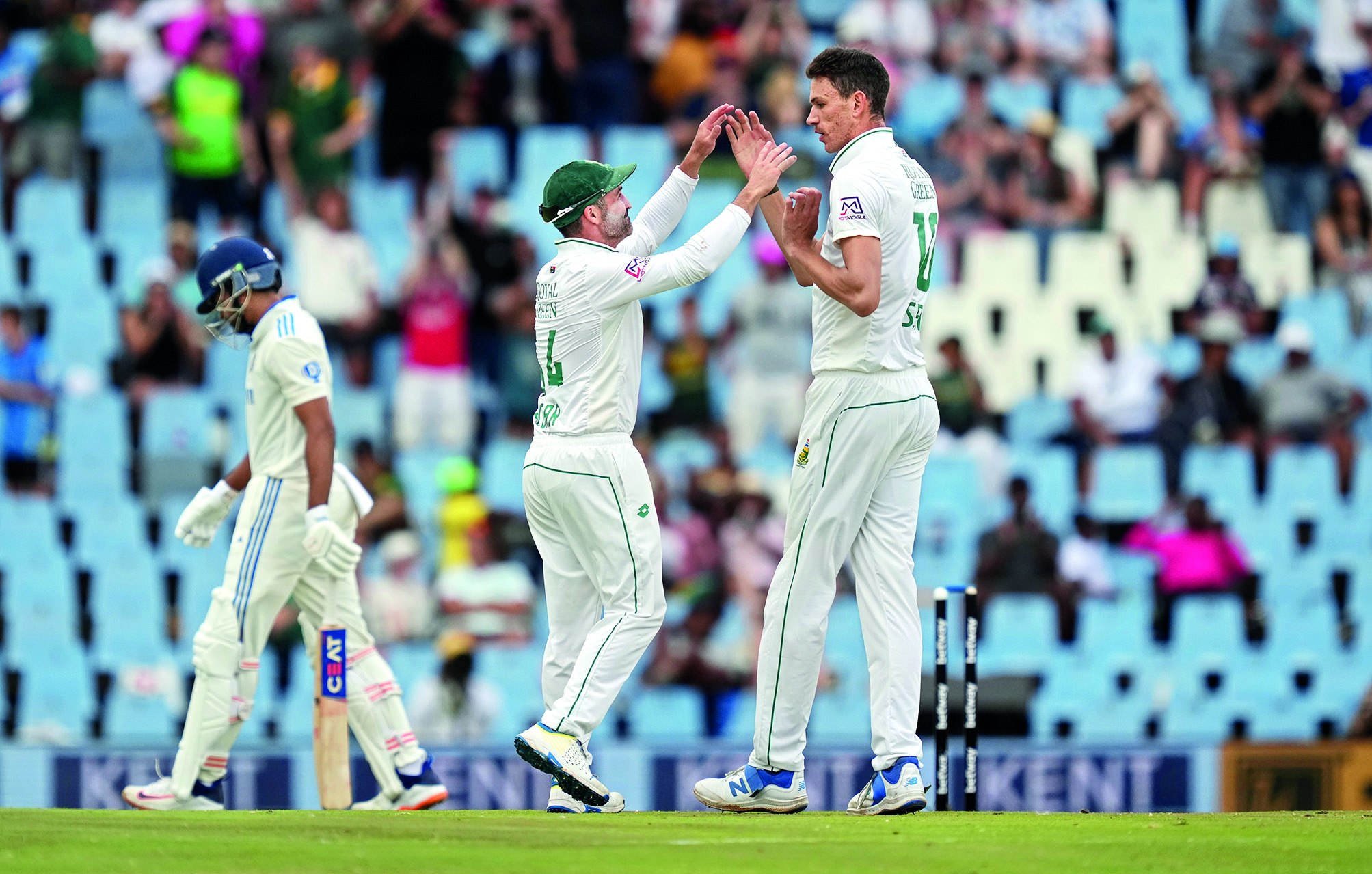 SA crush listless India to win opening Test