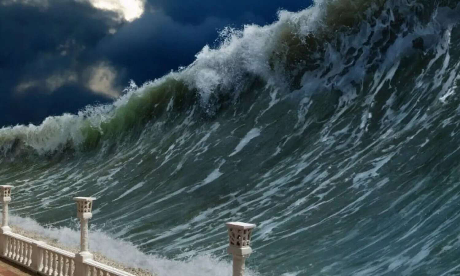 Japan issues tsunami alert after series of strong quakes off its western coast Japan issues tsunami alert after series of strong quakes off its western coast
