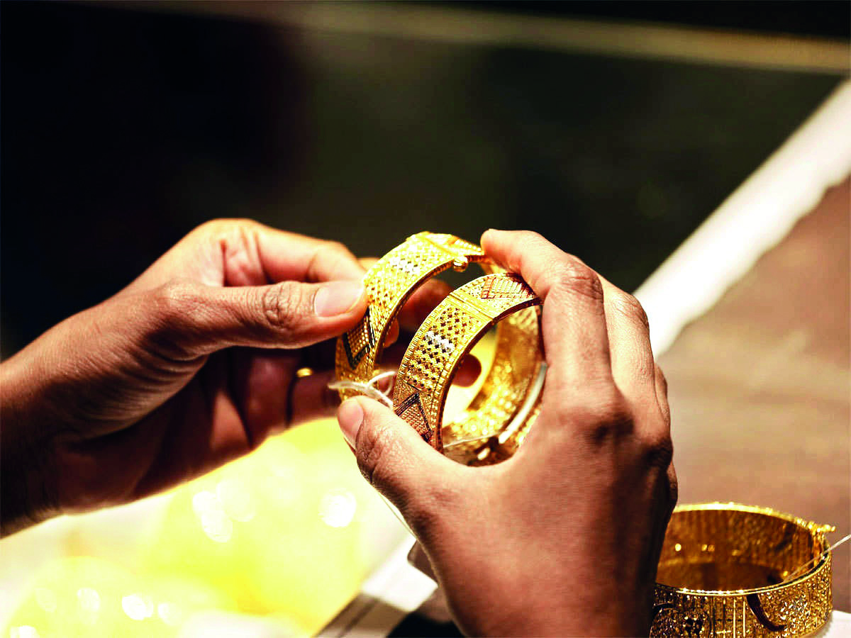Gold prices likely to reach around `70,000 per 10 grams in 2024, says industry body GJC
