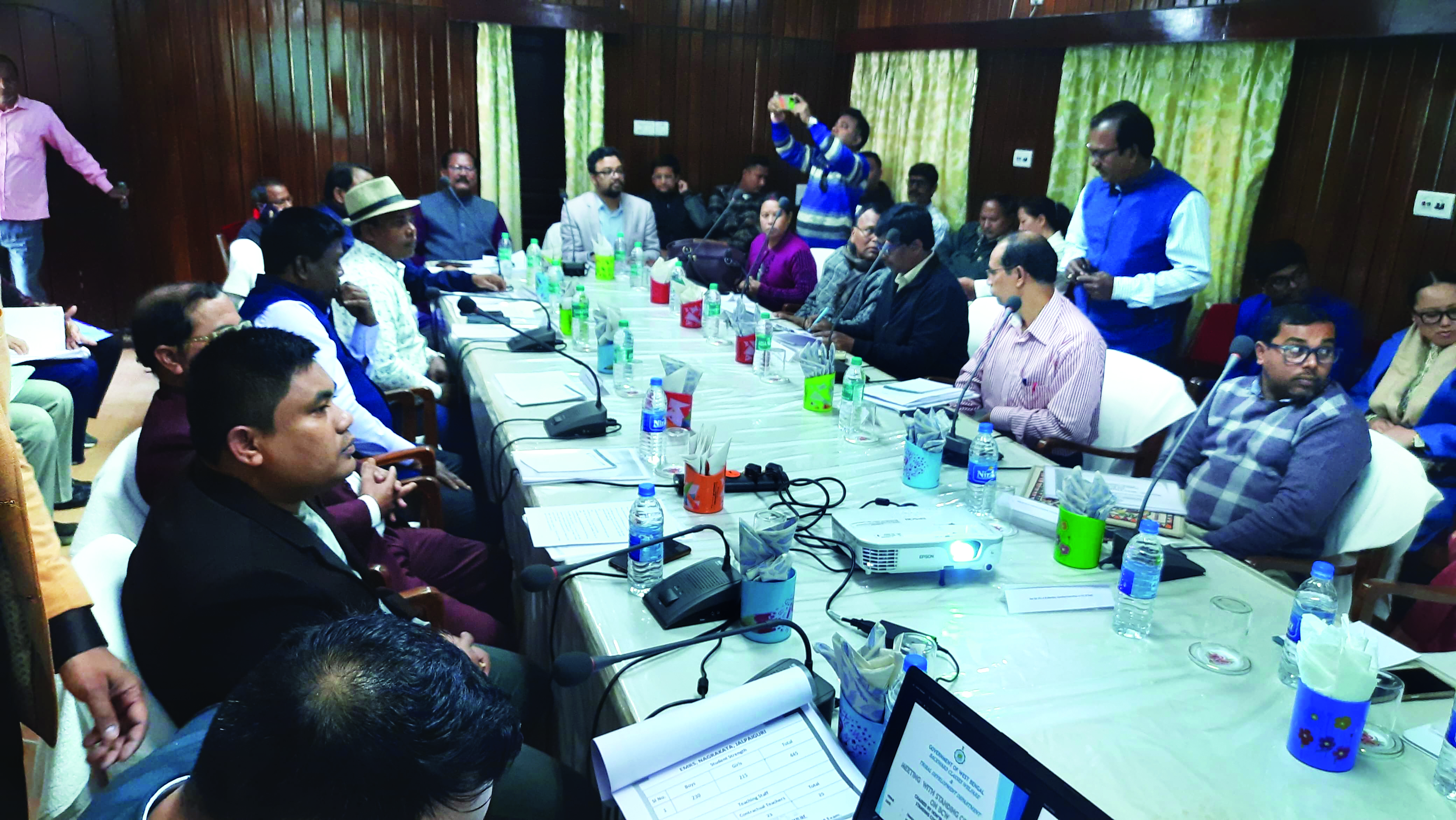 ‘Make people aware about various state govt schemes’