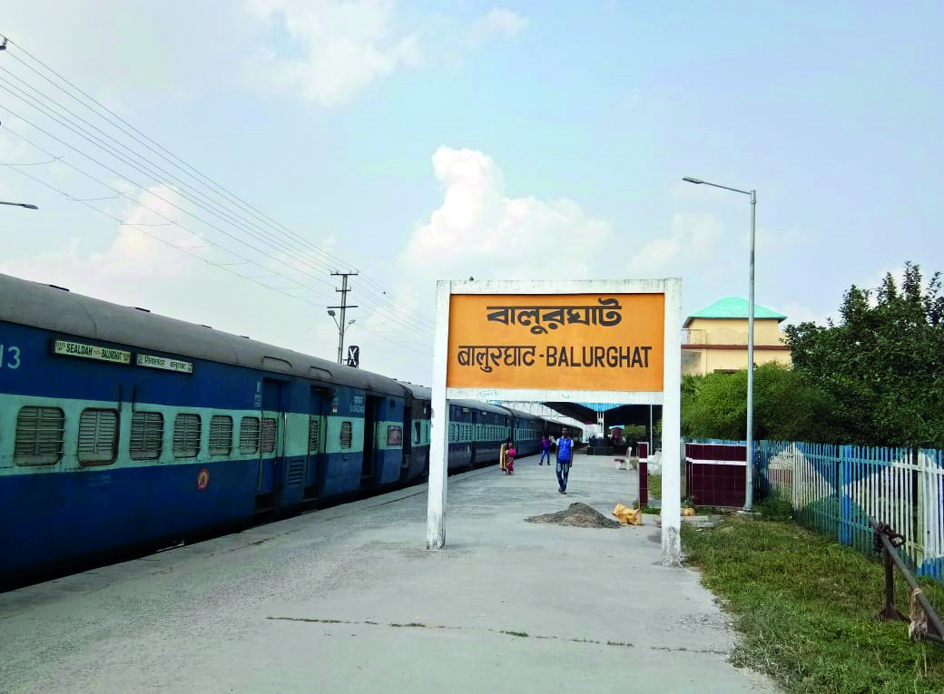 South Dinajpur celebrates first direct express train South Dinajpur celebrates first direct express train
