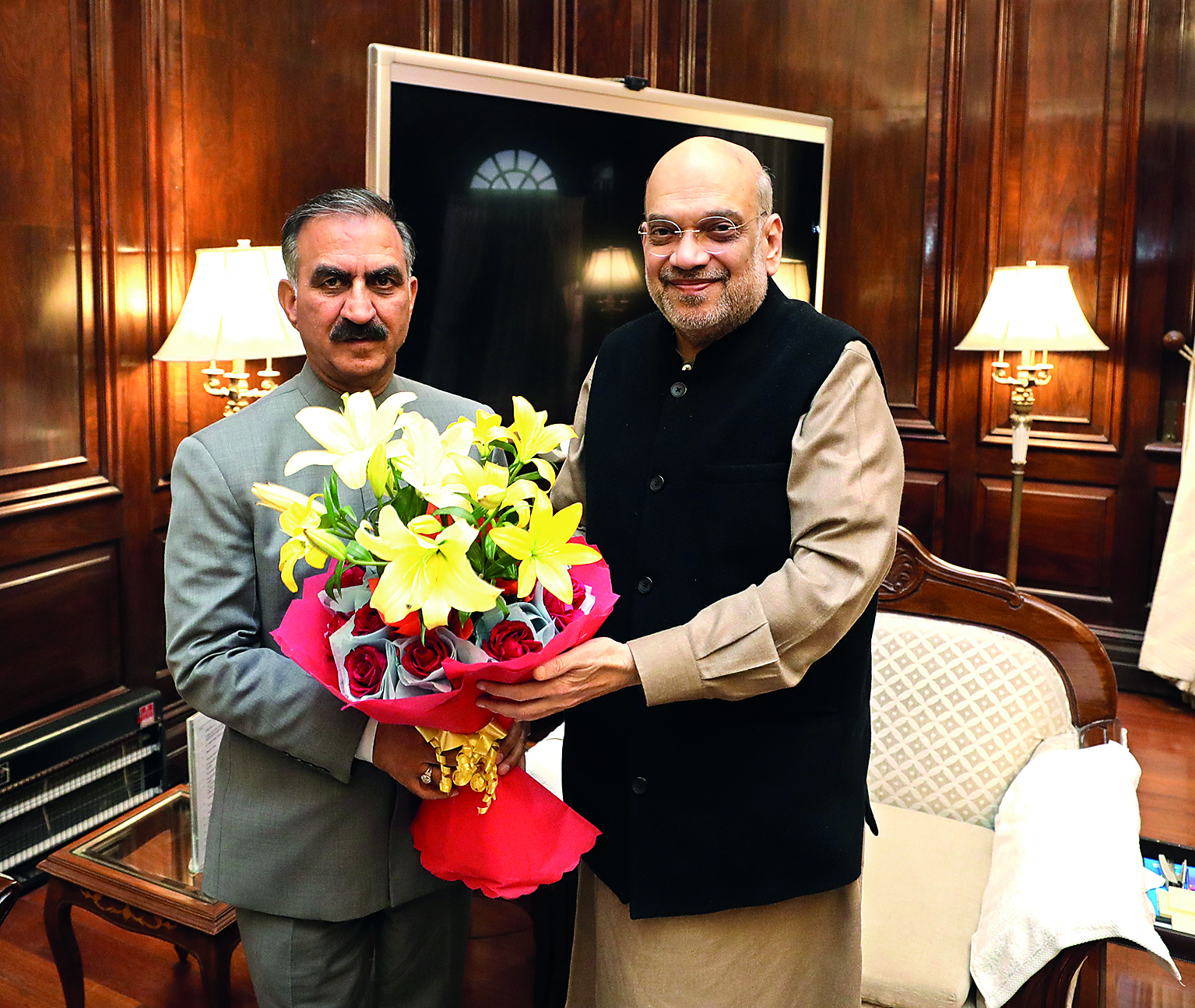 CM Sukhu meets Amit Shah, seeks Central help
