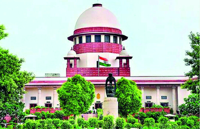 SC extends stay imposed by Bombay HC on order granting bail to Navlakha
