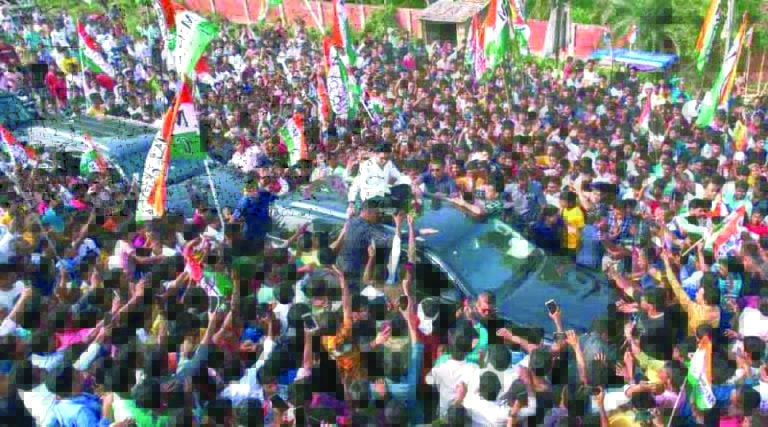 TMC congratulates Abhishek for completing 10 years of public service