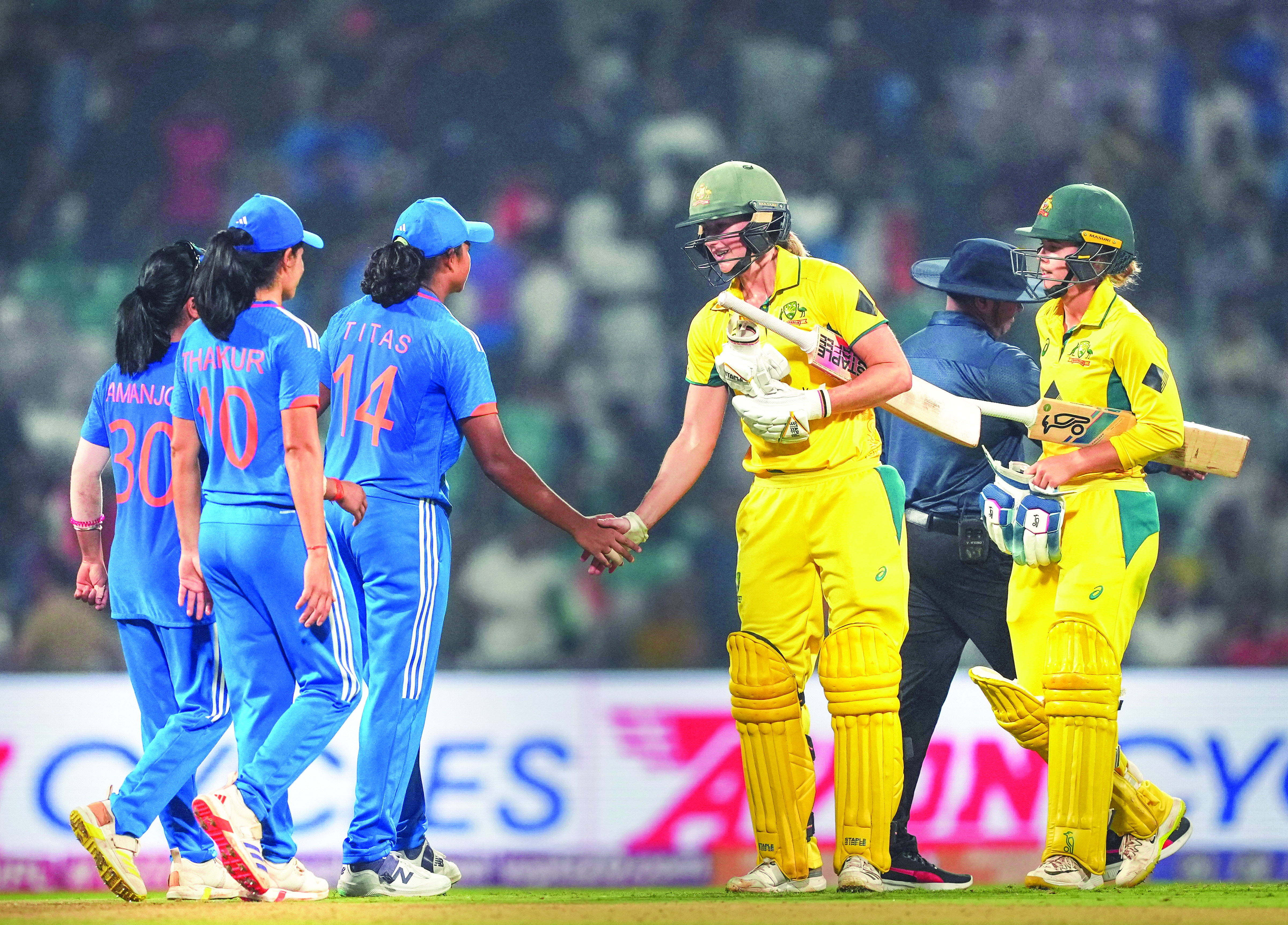 Deepti’s all-round show in vain as Aussies level T20 series against India
