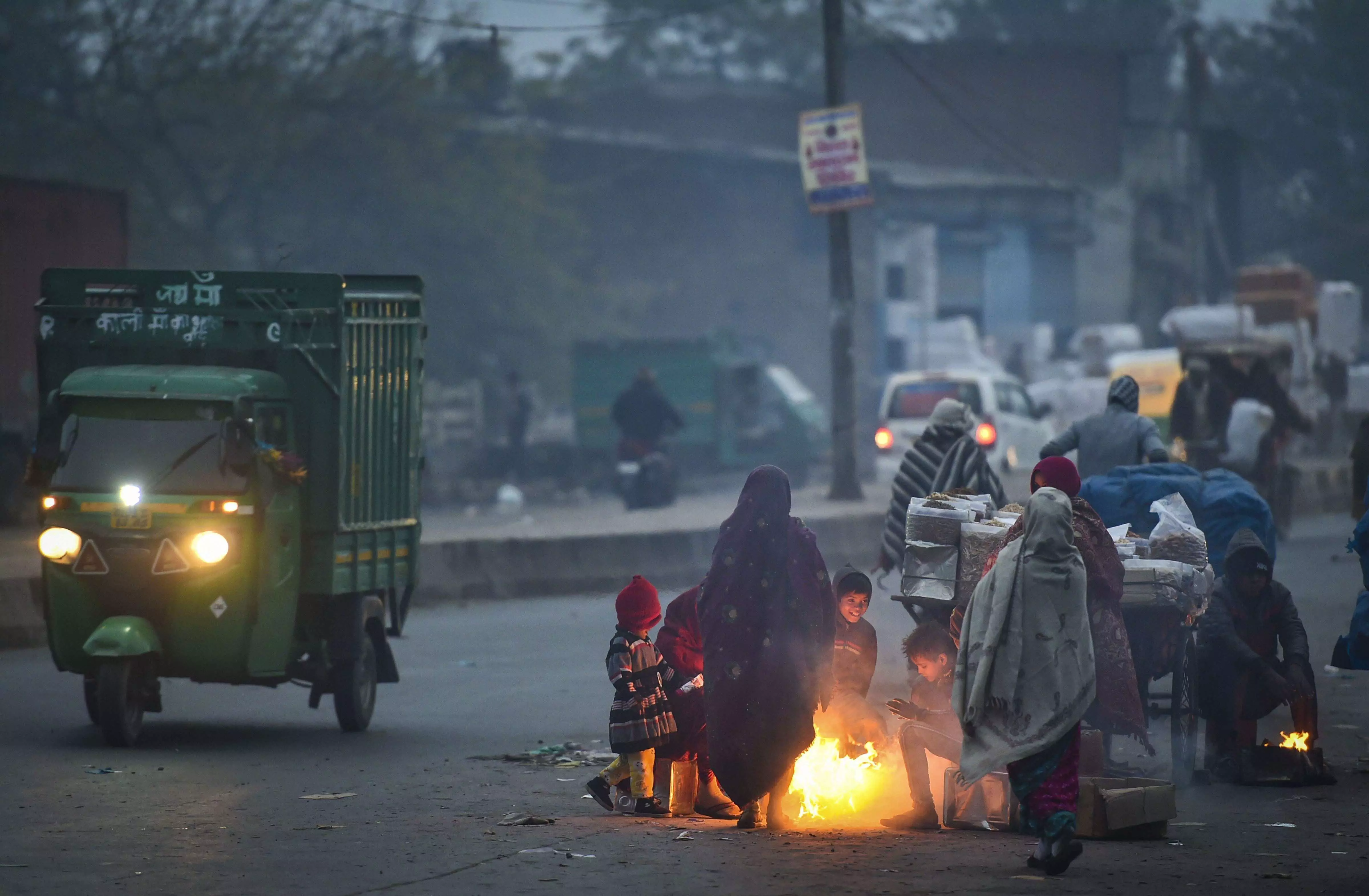 Cold wave in Delhi: Winter vacation extended for students up to class 5