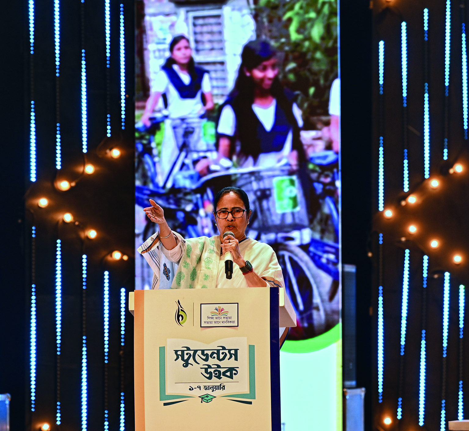 Those questioning law & order situation trying to malign Bengal, says CM