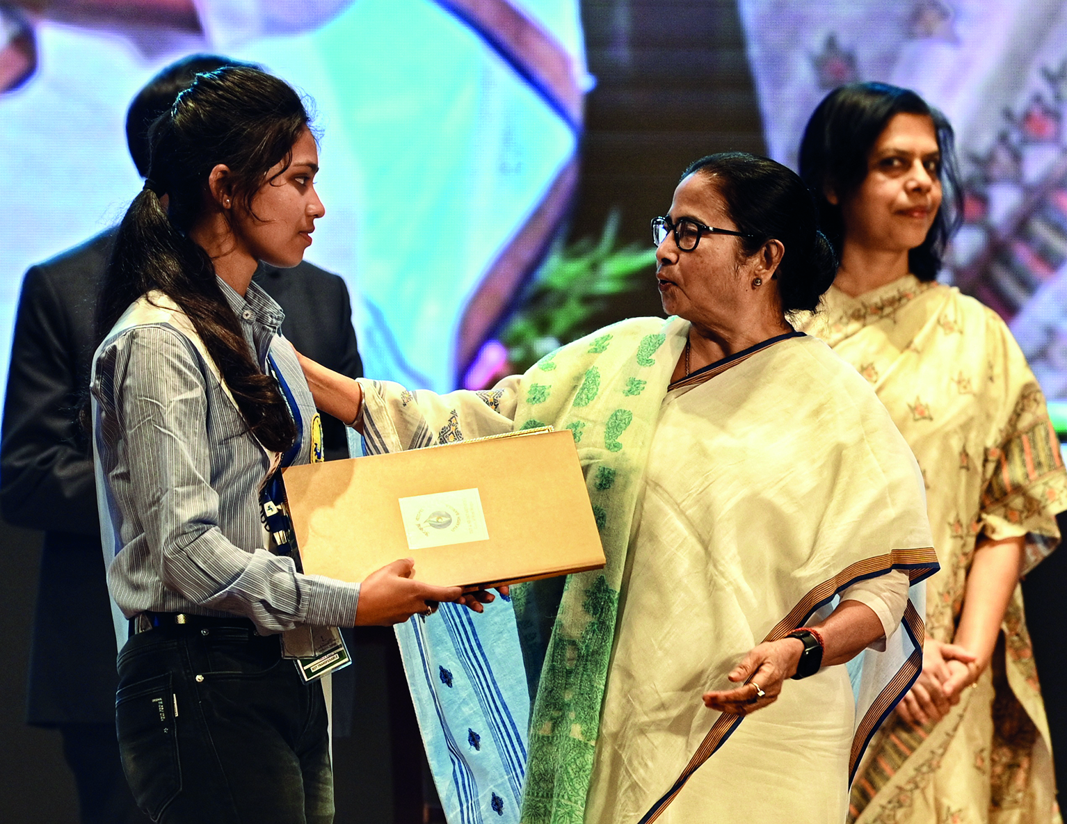 Mamta launches two schemes — ‘Students’ Internship’ & ‘Jogyoshree’ Mamta launches two schemes — ‘Students’ Internship’ & ‘Jogyoshree’