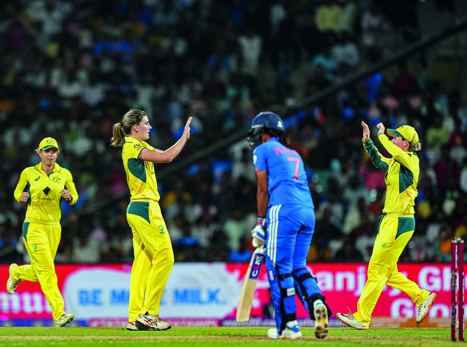 Australia Women crush India by seven wickets in final T20I