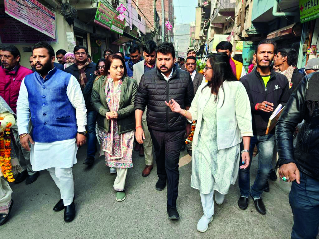 Mayor inspects Kondli Ward 194 Mayor inspects Kondli Ward 194