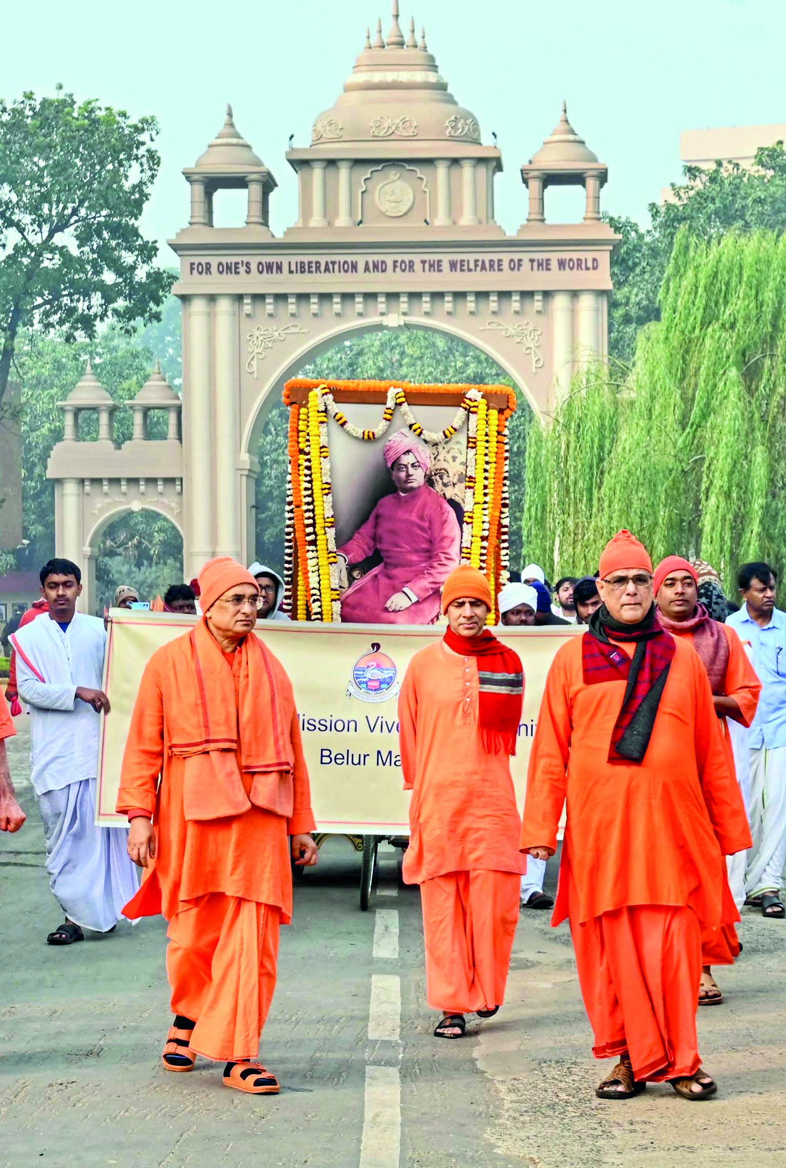 With solemnity: Swami Vivekananda’s birth anniv observed across Bengal