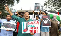 Families of hostages held in Gaza for 100 days hold 24-hour rally, beg govt to bring them home Families of hostages held in Gaza for 100 days hold 24-hour rally, beg govt to bring them home