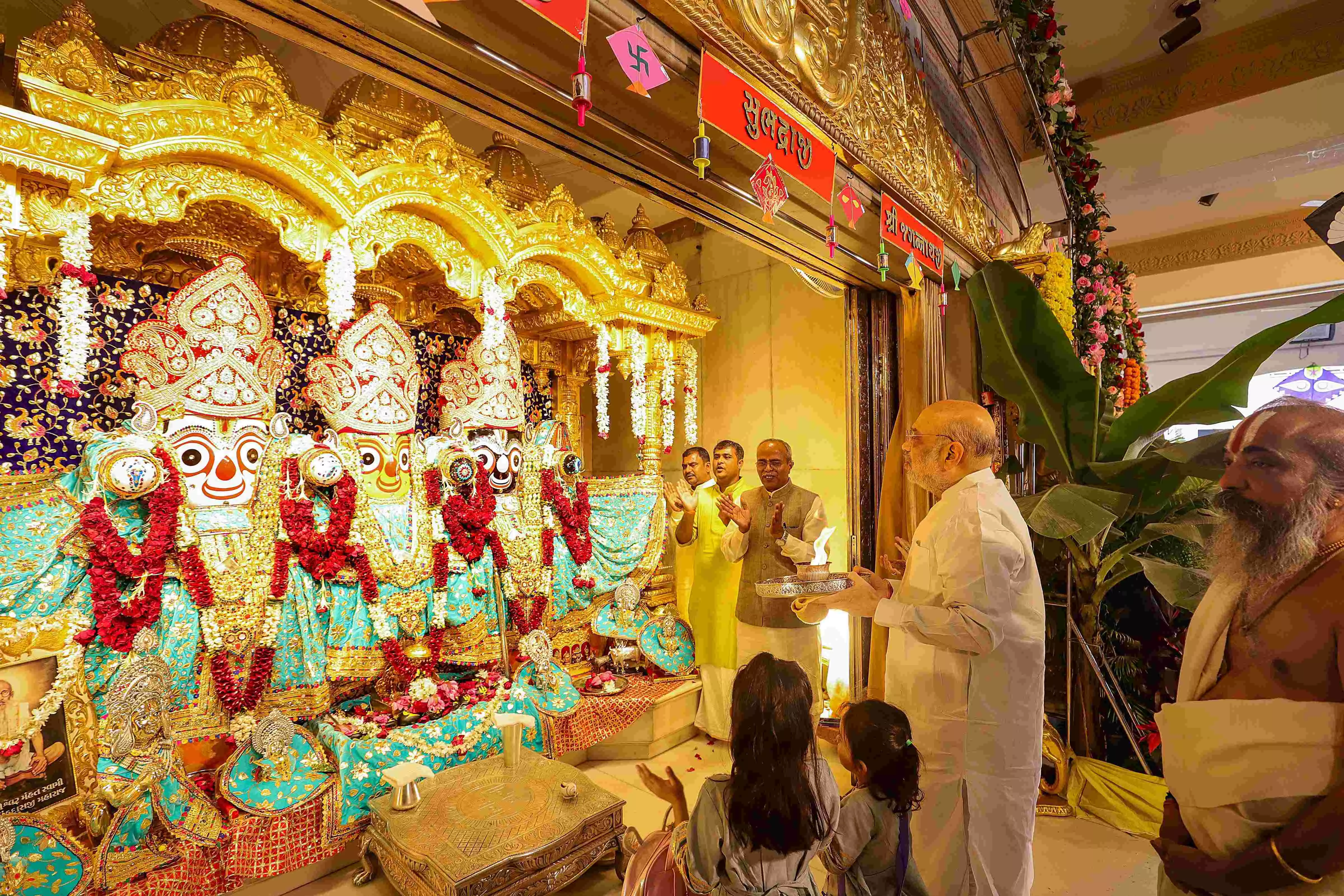 Uttarayan in Gujarat: Shah offers prayers at Jagannath Temple, CM announces cleanliness drive