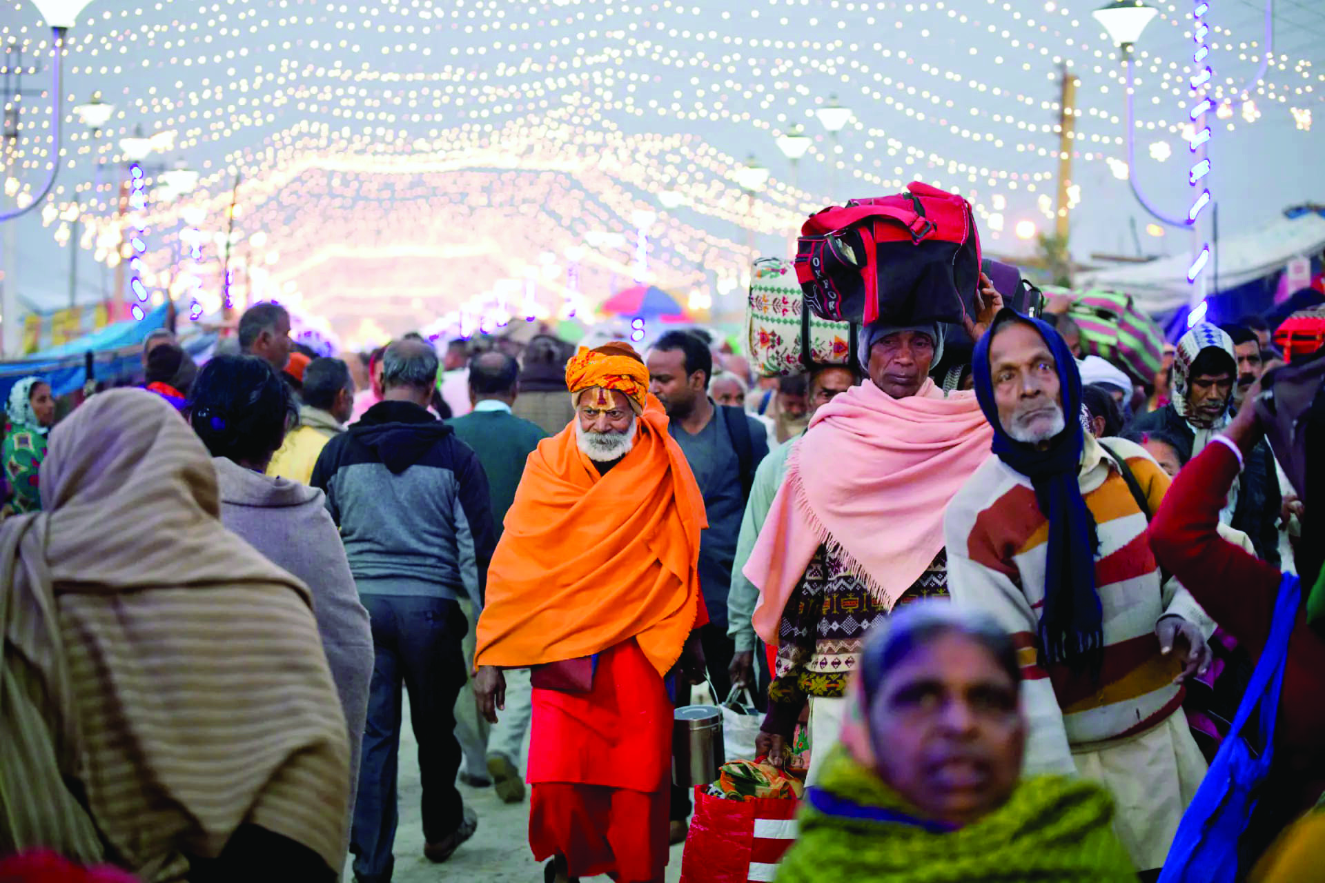 Gangasagar Mela: At least 65 lakh pilgrims take holy dip at Sagar Island on Sunday Gangasagar Mela: At least 65 lakh pilgrims take holy dip at Sagar Island on Sunday