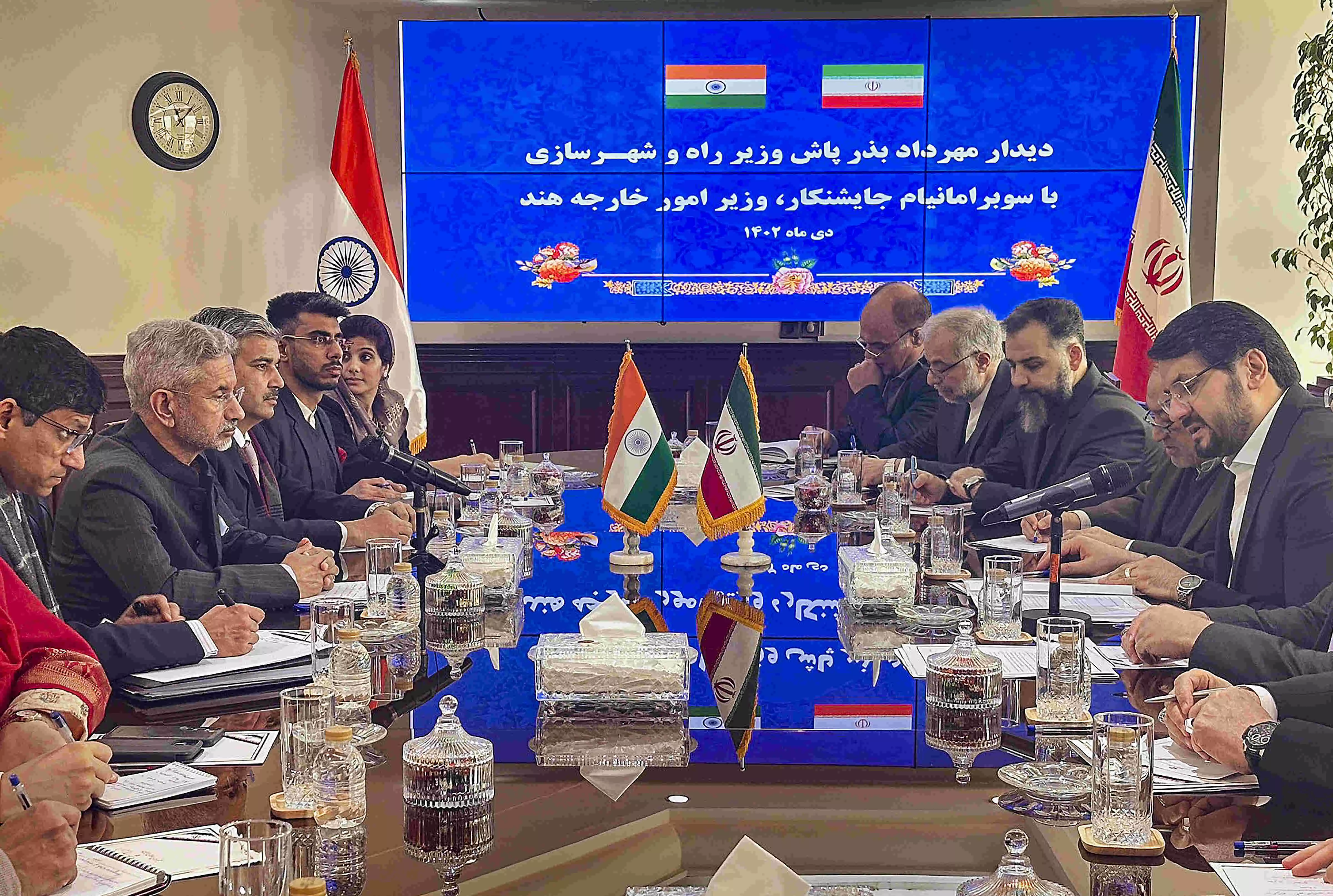 Jaishankar meets Iranian counterpart; discusses further developing bilateral ties