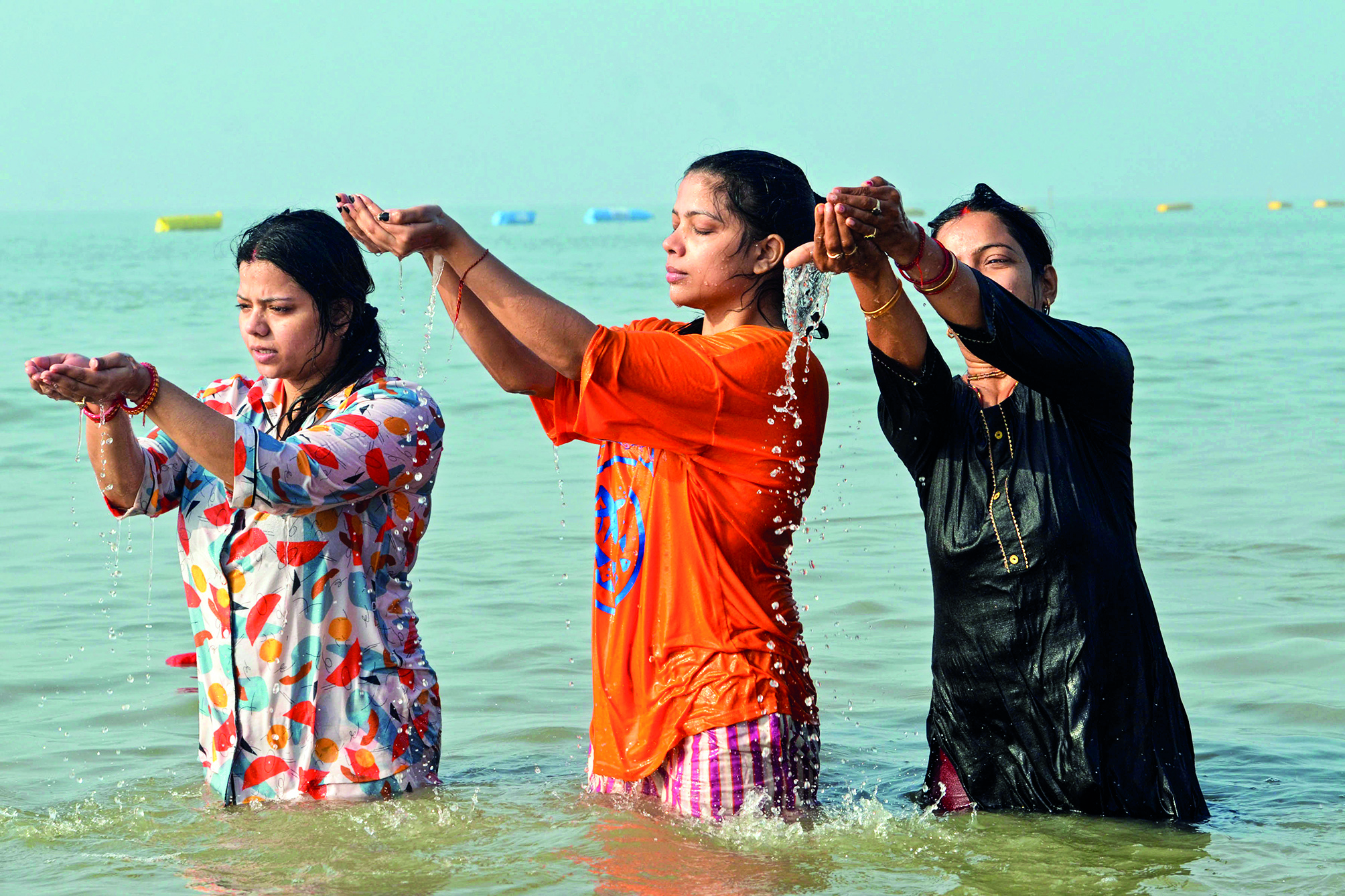 Over 1 crore pilgrims visit Gangasagar Mela; lakhs take holy dip on Makar Sankranti Over 1 crore pilgrims visit Gangasagar Mela; lakhs take holy dip on Makar Sankranti