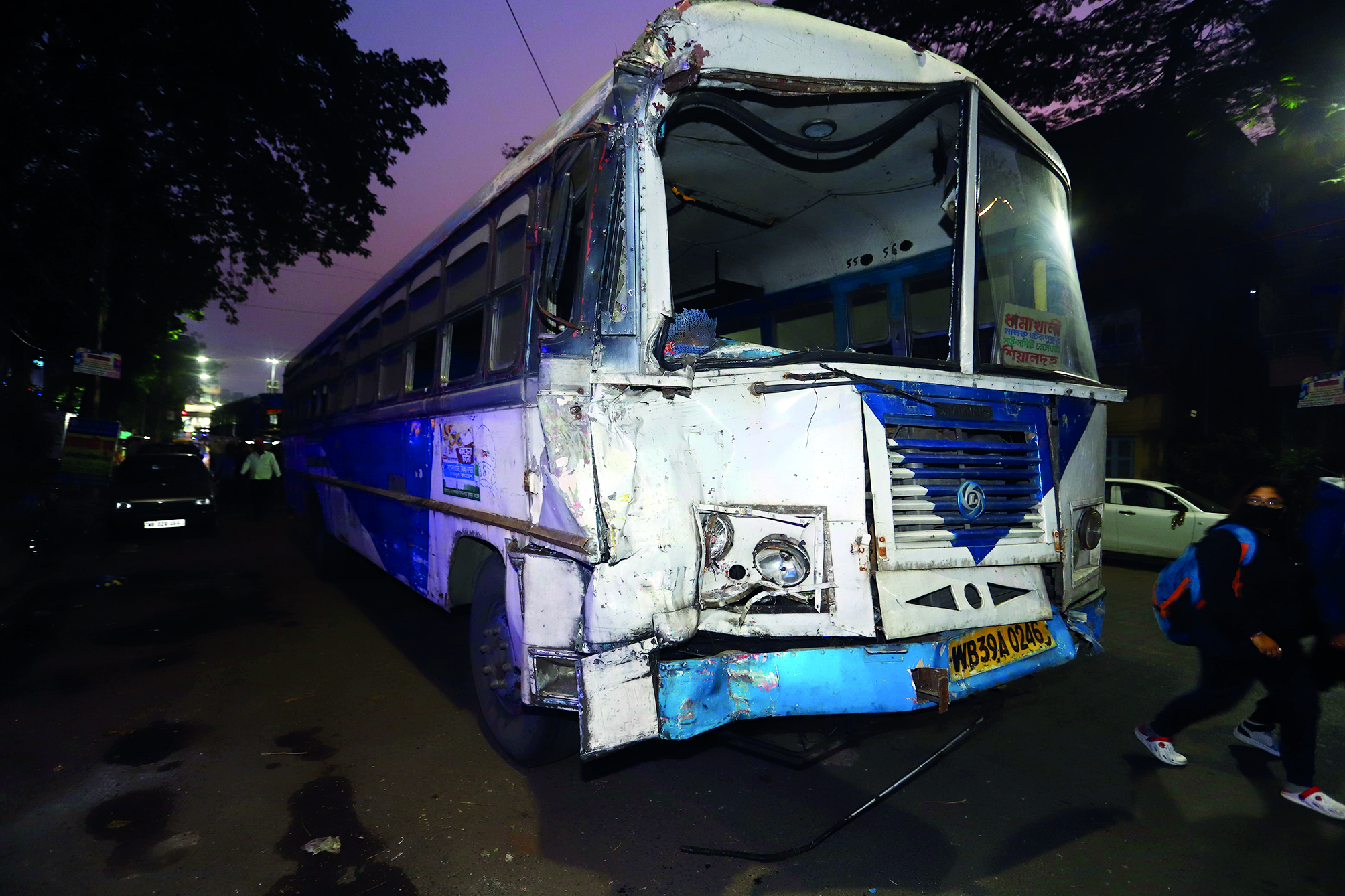 Beliaghata: At least 39 injured after two buses collide head-on