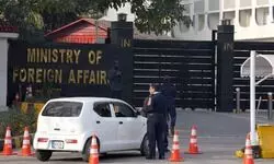 Pakistan, Iran FMs hold telephonic talks amid tension; agree on closer co-op on security issues