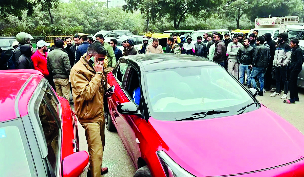 Noida: 32-year-old man shot dead in car in broad daylight Noida: 32-year-old man shot dead in car in broad daylight