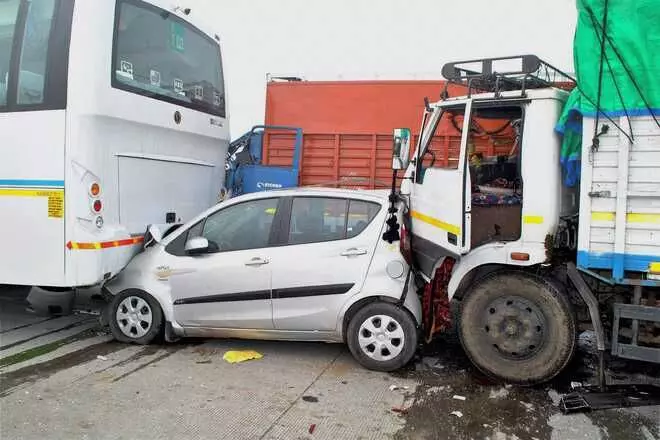 Multi-vehicle pile-up in Punjab, 20 vehicles damaged Multi-vehicle pile-up in Punjab, 20 vehicles damaged