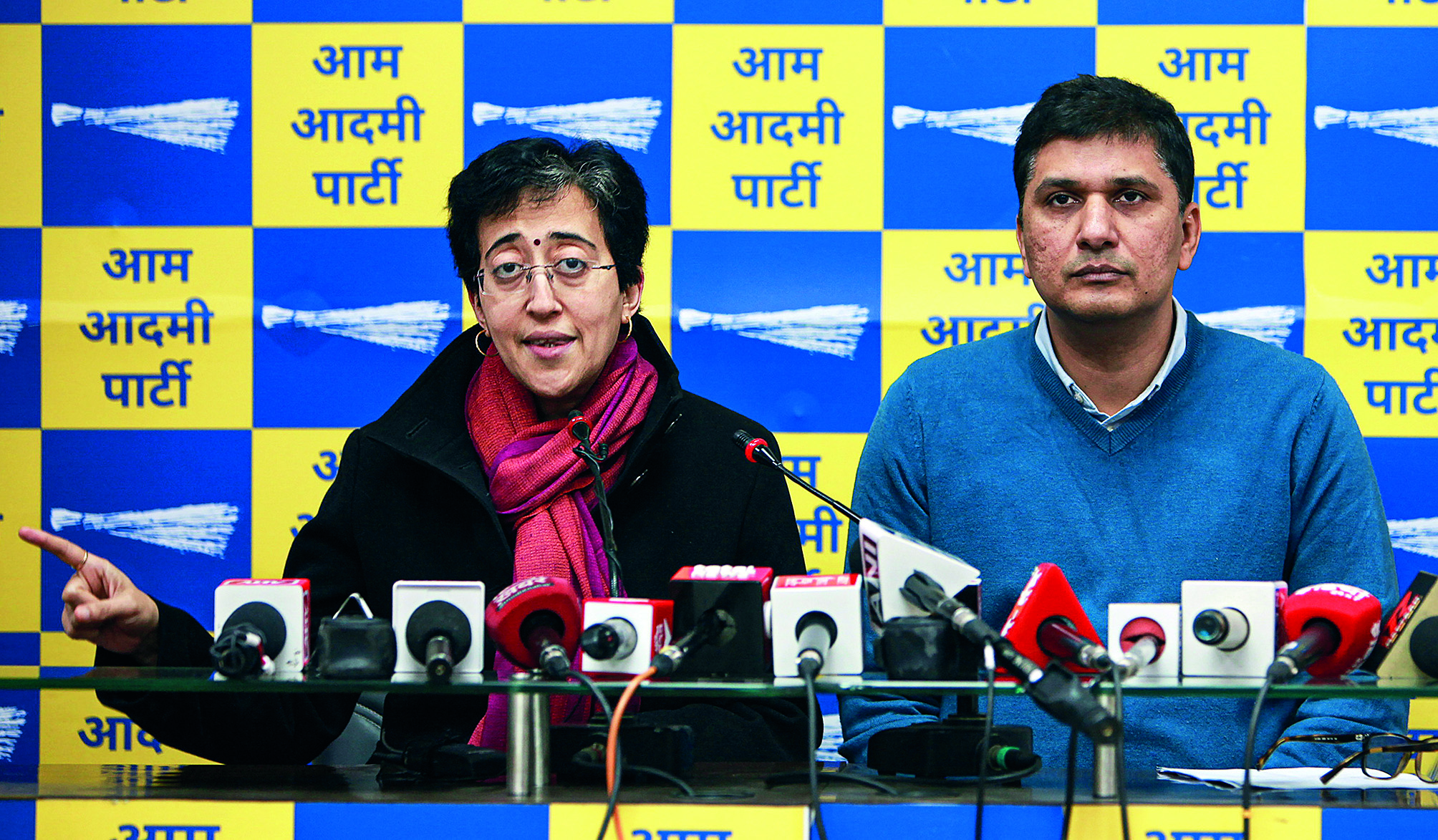 Commissioner of MCD not de-sealing shops under pressure from Central govt, says AAP Commissioner of MCD not de-sealing shops under pressure from Central govt, says AAP