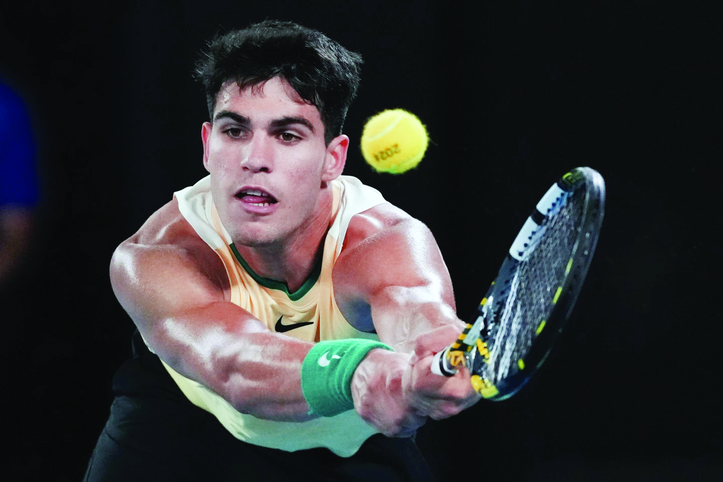 Alcaraz cruises into 4th round, Azarenka beats Ostapenko