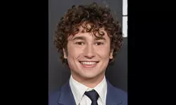 Jason Reitmans SNL 1975 movie adds Gabriel LaBelle, Cooper Hoffman