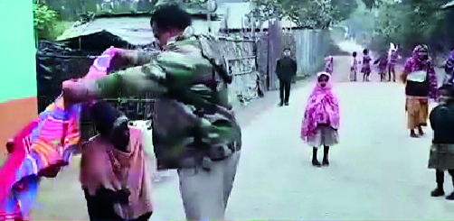 Cold spell: Cops hand out shawls & blankets among the elderly