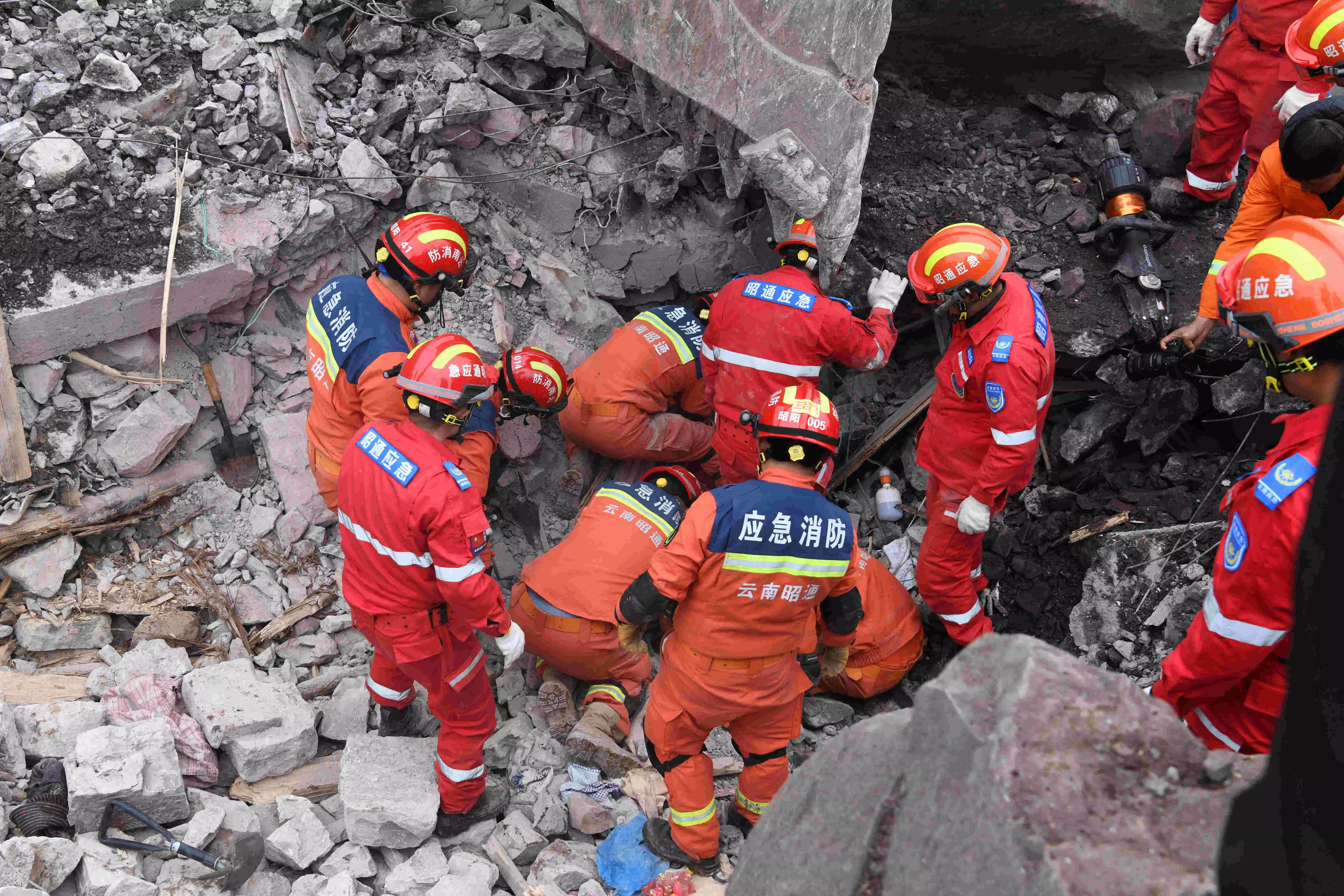 Death toll in landslide in southwest China rises to 11 Death toll in landslide in southwest China rises to 11