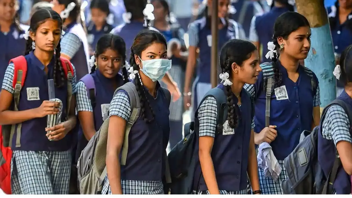 Delhi: MCDs education department bans strikes, criticism on social media by employees Delhi: MCDs education department bans strikes, criticism on social media by employees