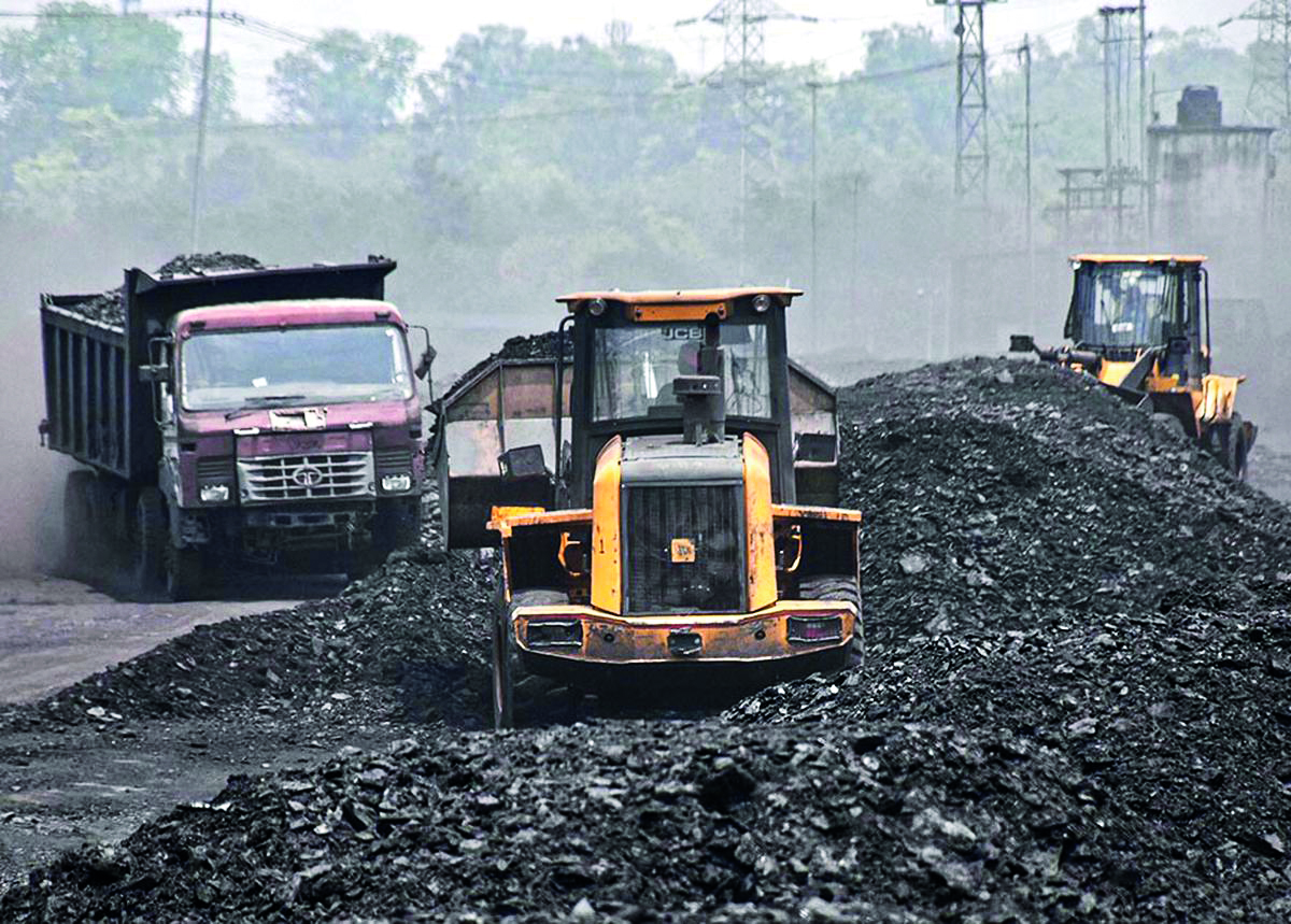 India’s coal production to touch 1 billion tonne for first time: Union Minister Joshi India’s coal production to touch 1 billion tonne for first time: Union Minister Joshi