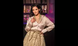 Actor Priyanka Sarkar pairs up with Debasish Mondal for the first time Actor Priyanka Sarkar pairs up with Debasish Mondal for the first time
