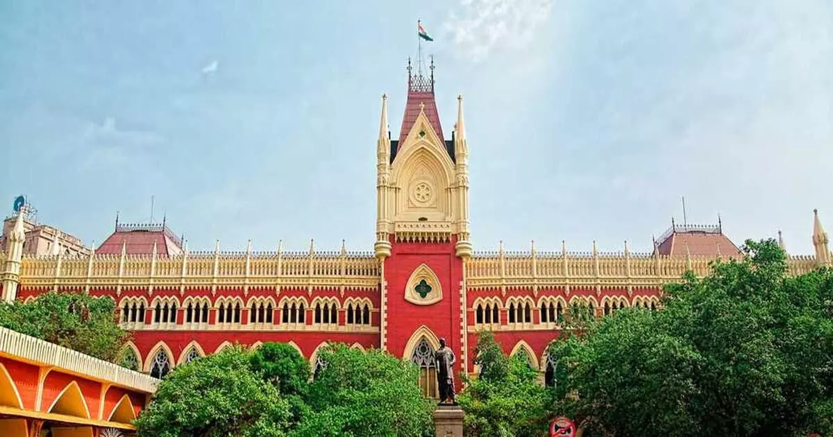 HC Div bench quashes CBI probe, single bench orders investigation   to continue