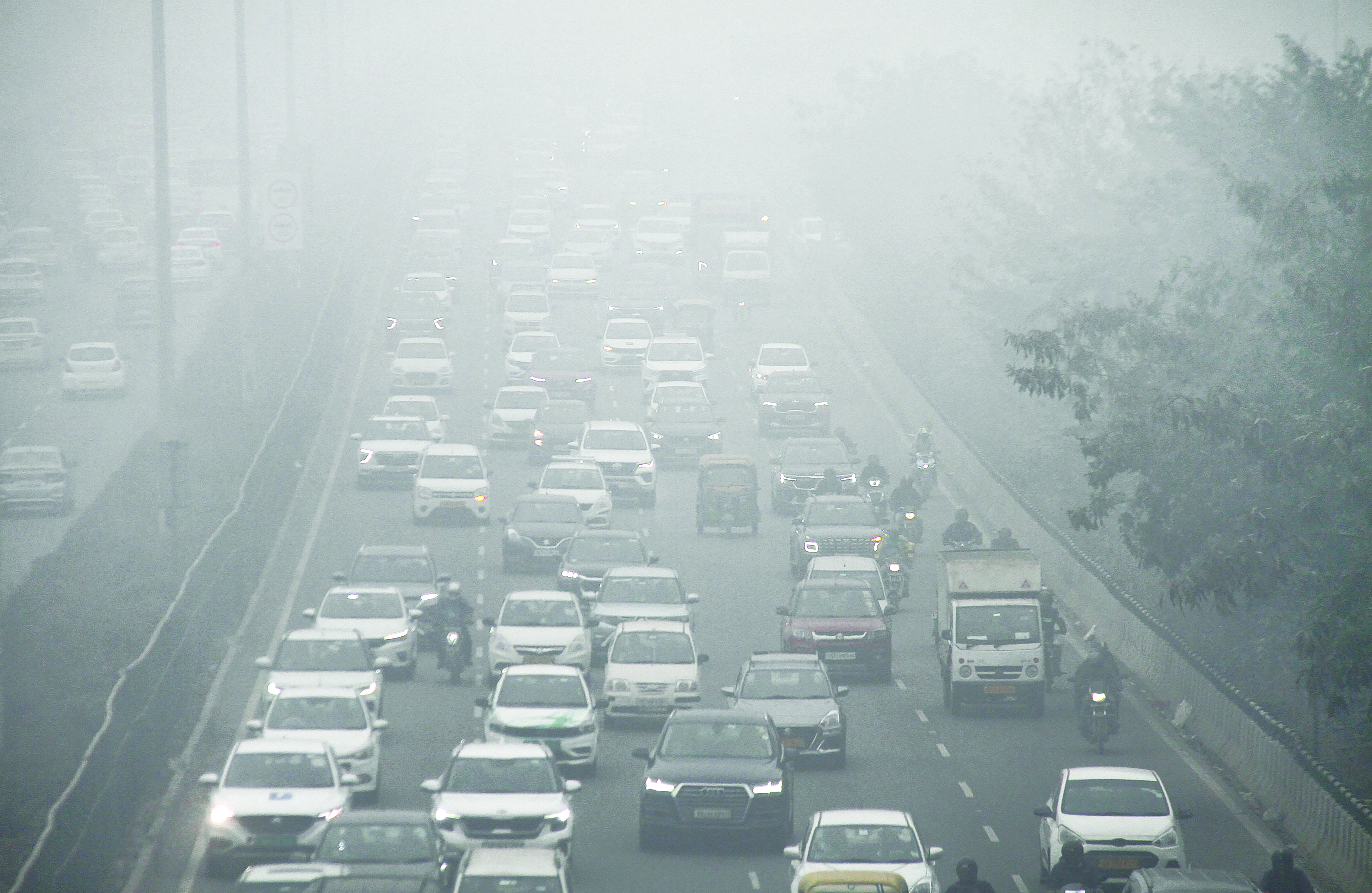 Delhi records 4.3 min temperature, 4 notches below normal