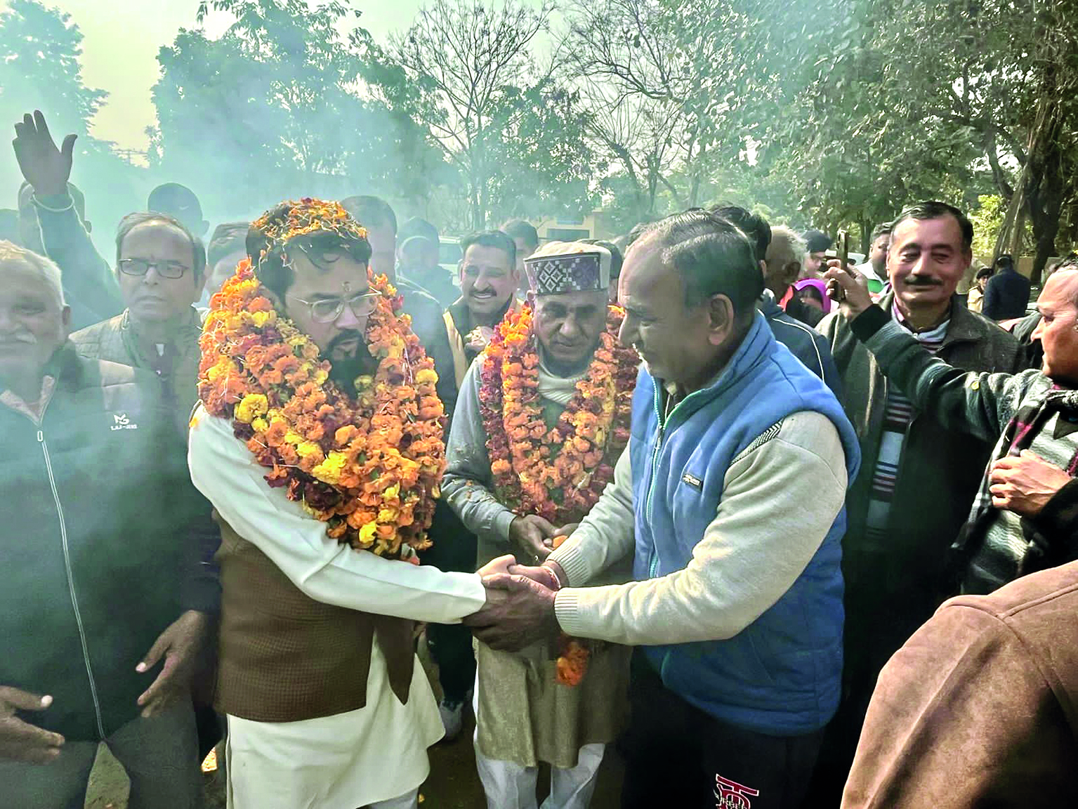 Cong unable to keep alliance partners together: Anurag Thakur in Himachal